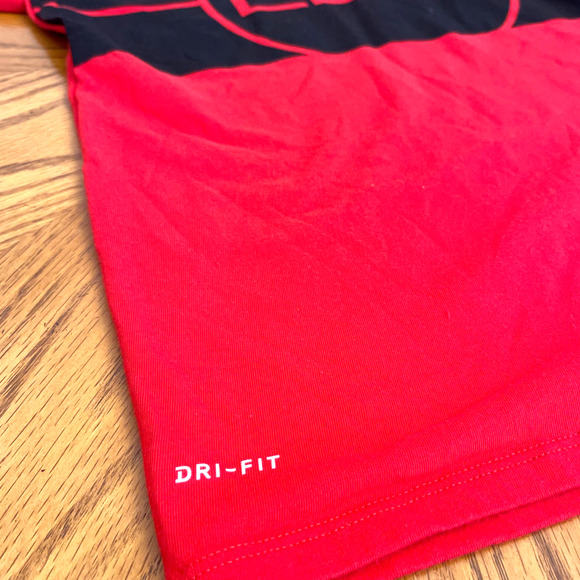 NIKE T-shirt Dri-Fit Athletic Youth Sz M gently used - Picture 4 of 8